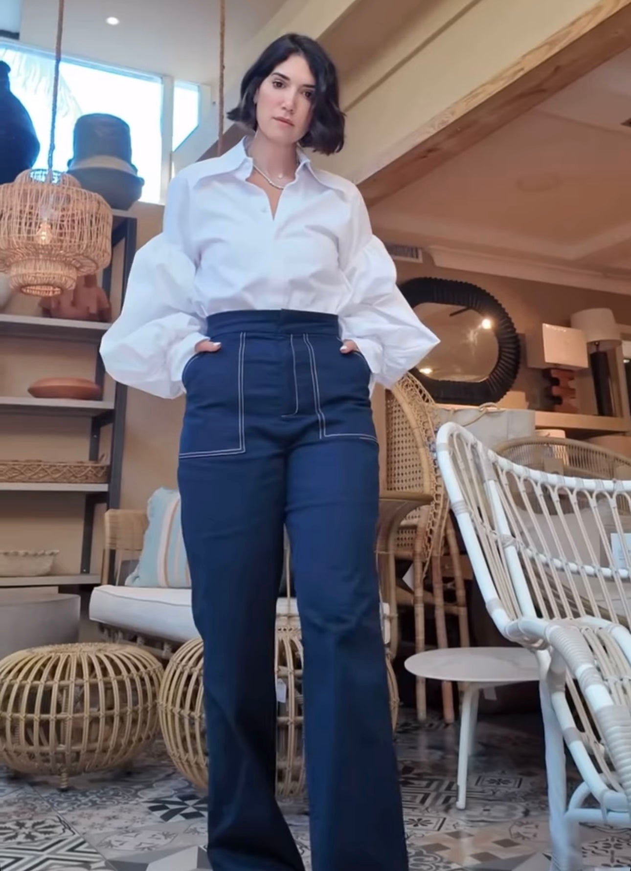 Conchita Pant