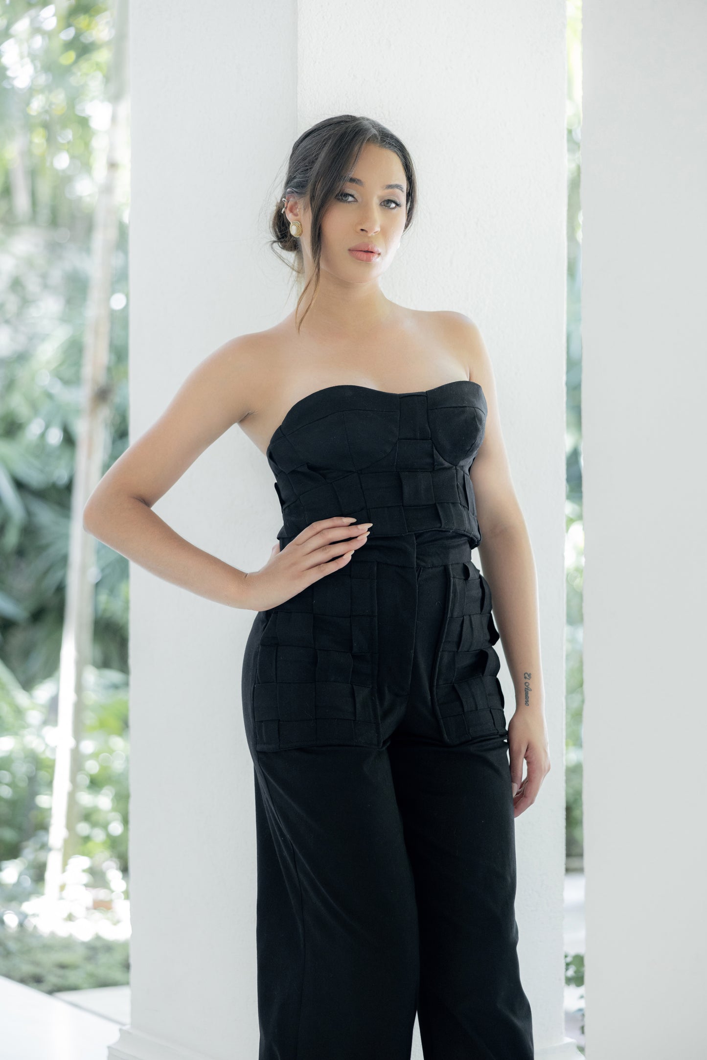 Nila Bustier